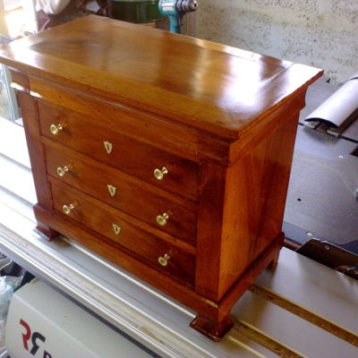 commode de maitrise en noyer (9)